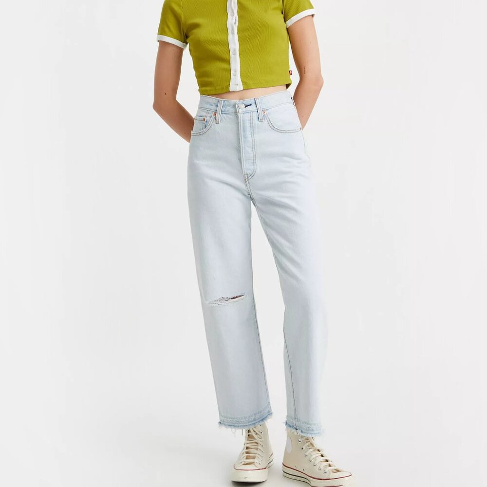 NWT Levi's Premium Ribcage Straight Ankle Size 24x27 Light Wash Women's Jeans